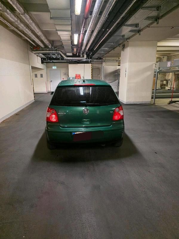 Gebraucht VW Polo 75 PS (55 kW) 2003 Grau Kleinwagen
