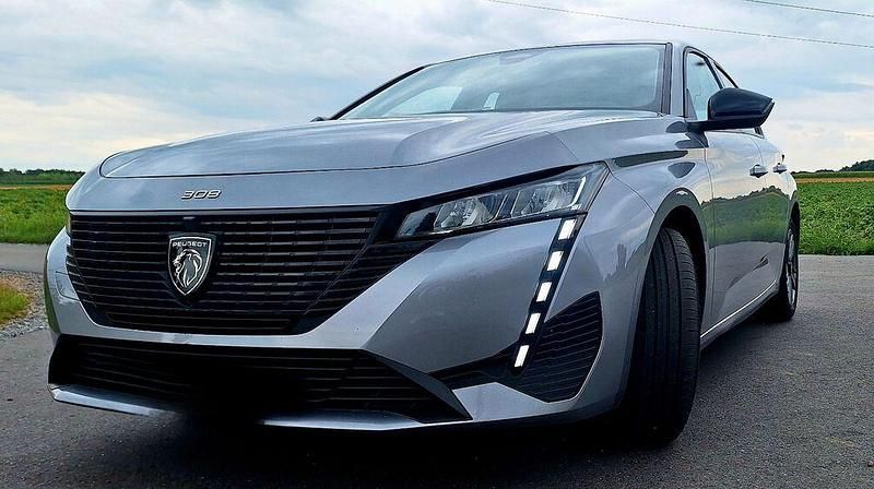 Gebraucht Peugeot 308 Active 131 PS (96 kW) 2023 Limousine