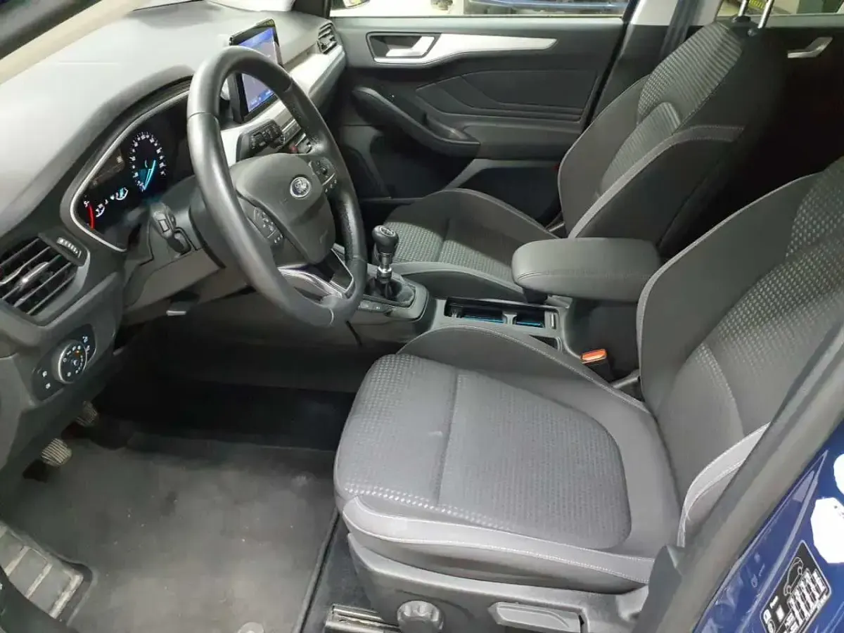 Gebraucht Ford Focus Cool & Connect 150 PS (110 kW) 2020 Blazerblau Kombi