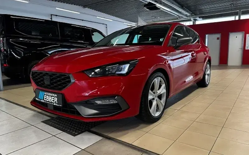 Gebraucht Seat Leon FR 204 PS (150 kW) 2021 Rot Limousine