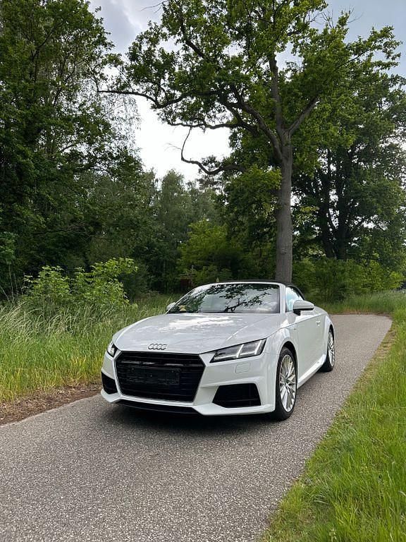 Weiß Gebraucht 2017 Audi TT Roadster Sport Cabrio | 25.999 € (Fairer Preis) - Bild 1/4