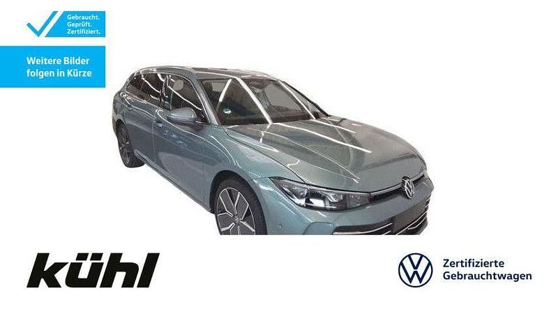 Grün Gebraucht 2025 VW Passat Elegance Kombi | 39.890 € (Fairer Preis) - Bild 1/4