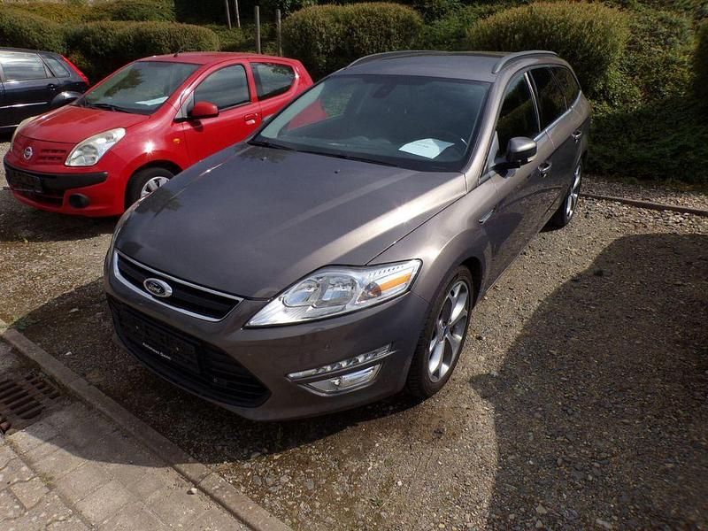 Braun Gebraucht 2012 Ford Mondeo Business Edition Limousine | 3.950 € (Guter Preis) - Bild 1/3
