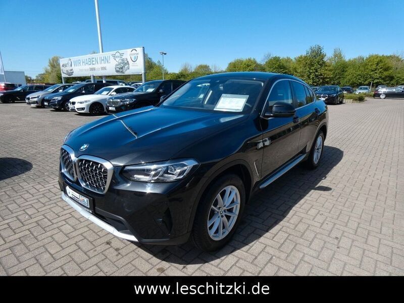 Gebraucht BMW X4 Performance 190 PS (139 kW) 2024 Schwarz SUV