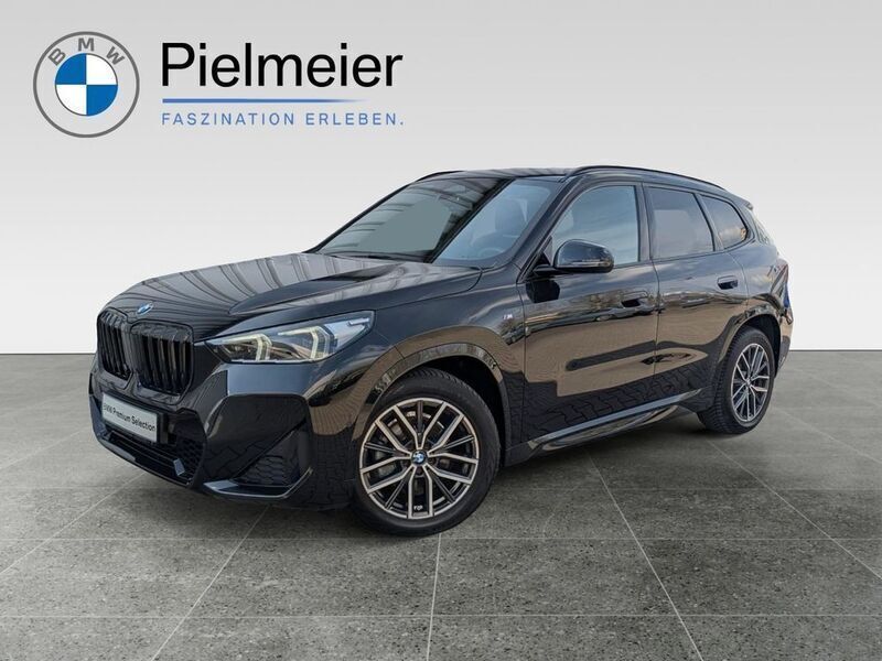 Schwarz Gebraucht 2024 BMW X1 M Sport SUV | 44.750 € (Teuer) - Bild 1/4