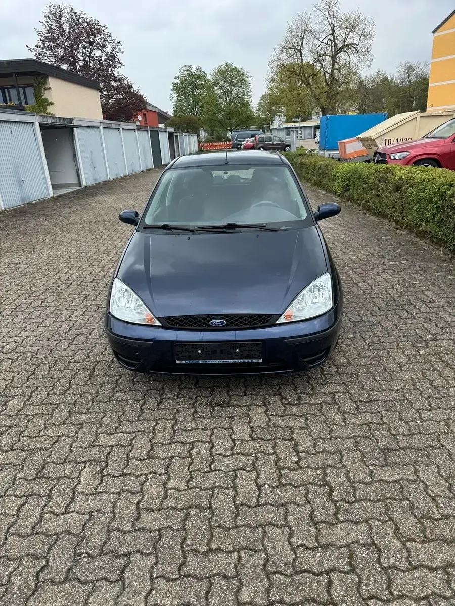 Gebraucht Ford Focus 75 PS (55 kW) 2001 Blau Limousine