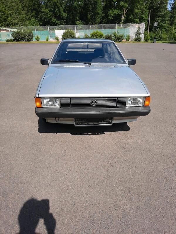 Silber Gebraucht 1982 VW Scirocco Coupé | 10.300 € - Bild 1/4