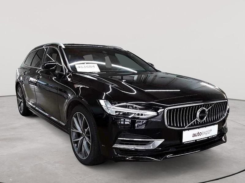 Onyx schwarzmetallic Gebraucht 2020 Volvo V90 Inscription Kombi | 23.990 € (Guter Preis) - Bild 1/4