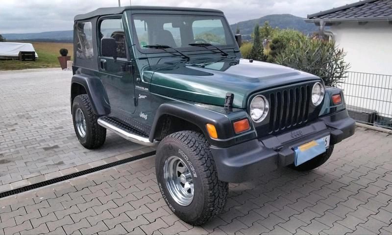 Andere farben Gebraucht 1999 Jeep Wrangler Sport SUV | 11.800 € (Fairer Preis) - Bild 1/4