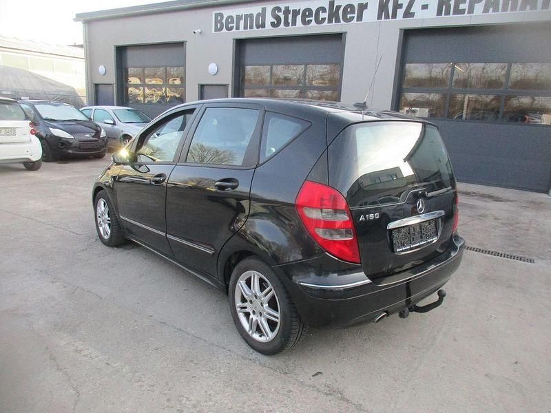 Gebraucht Mercedes A150 95 PS (69 kW) 2005 Schwarz Limousine