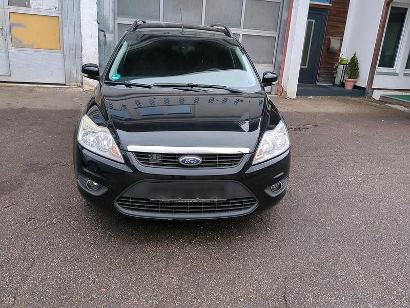 Schwarz Gebraucht 2008 Ford Focus Kombi | 1.999 € (Fairer Preis) - Bild 1/4