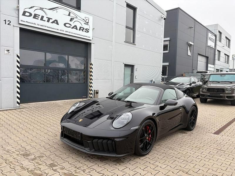 Rot Gebraucht 2025 Porsche 992 Sport Cabrio | 199.300 € (Etwas zu teuer) - Bild 1/4