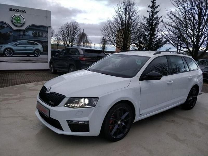 Gebraucht Skoda Octavia RS 220 PS (161 kW) 2015 Laserweiss Kleinwagen