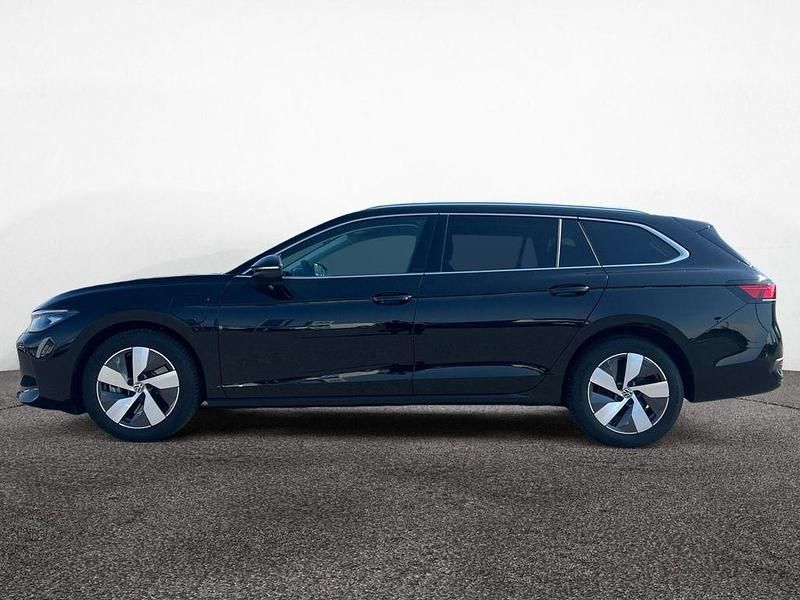 Gebraucht VW Passat 150 PS (110 kW) 2025 Schwarz Kombi