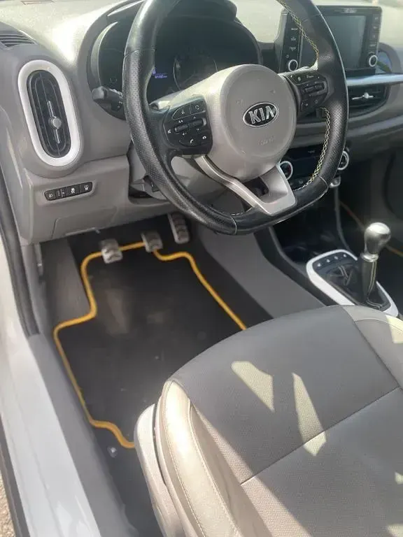 Gebraucht Kia Picanto X-Line 84 PS (61 kW) 2019 Weiß Kleinwagen