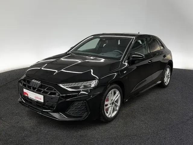 Gebraucht Audi A3 Sportback e-tron S-Line 272 PS (200 kW) 2025 Mythosschwarz metallic Kleinwagen
