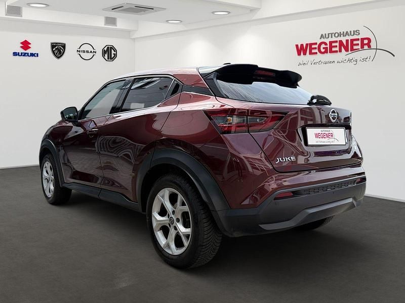 Second-hand Nissan Juke N-Connecta 114 CP (83 kW) 2022 Roșu SUV