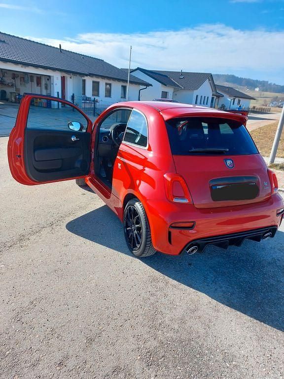 Gebraucht Abarth 595 Turismo 165 PS (121 kW) 2024 Rot Kleinwagen