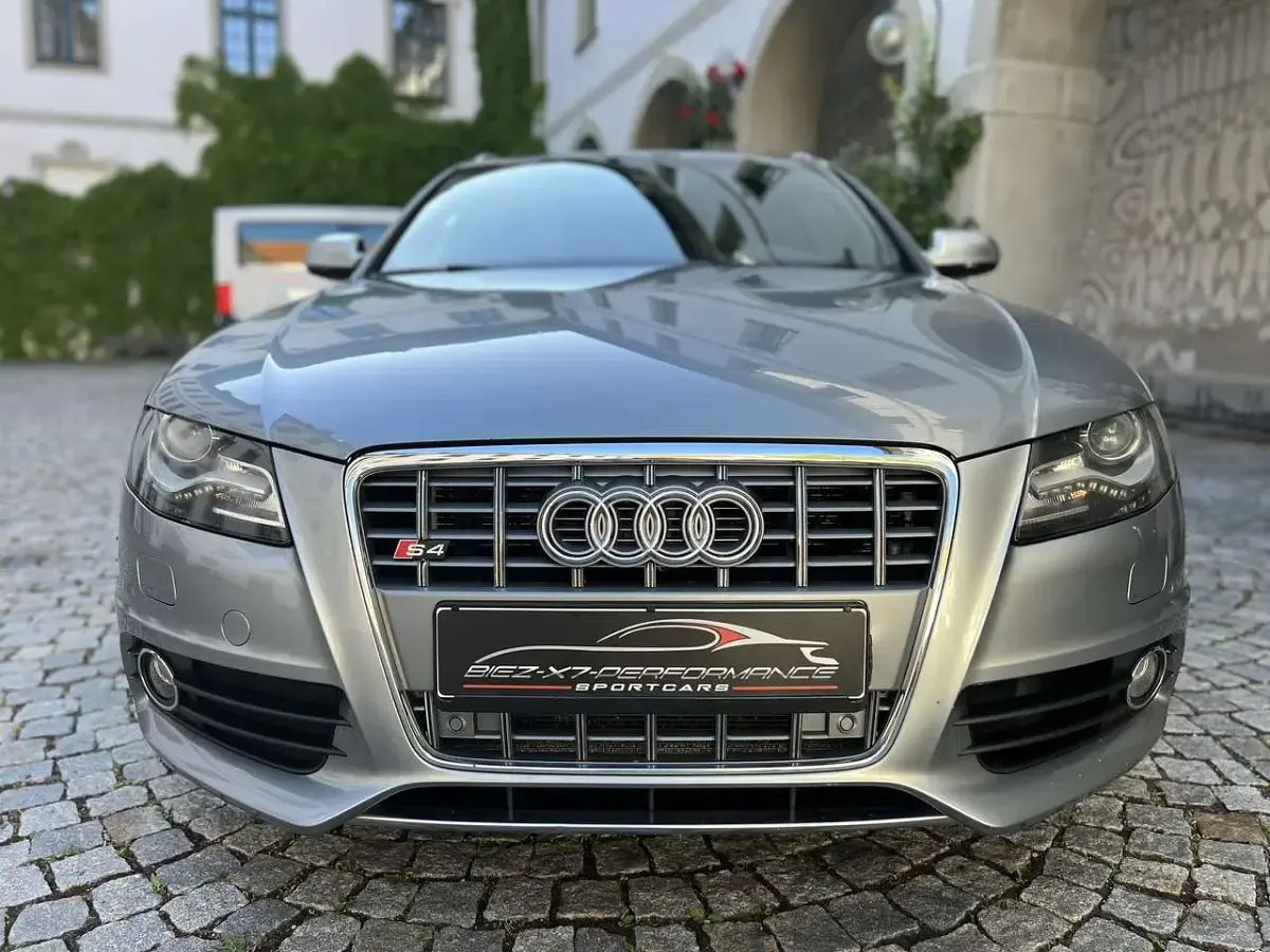 Gebraucht Audi S4 Sport 333 PS (244 kW) 2010 Grau Kombi
