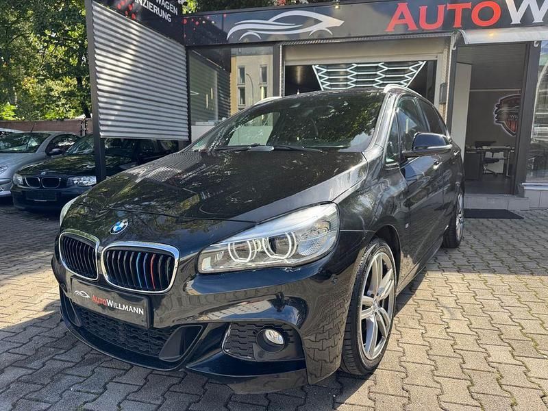 Schwarz Gebraucht 2015 BMW 220 Active Tourer Basis Van / Kleinbus | 13.990 € (Fairer Preis) - Bild 1/4