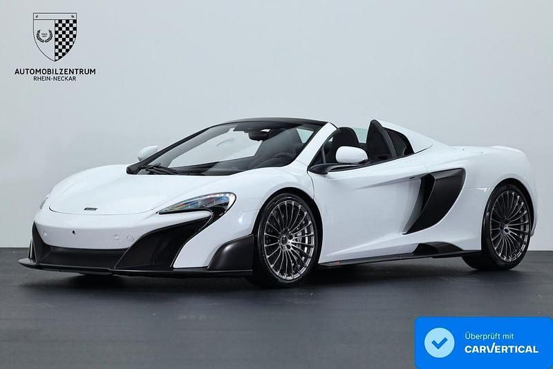 Silica white Gebraucht 2016 McLaren 675LT Cabrio | 279.900 € - Bild 1/4