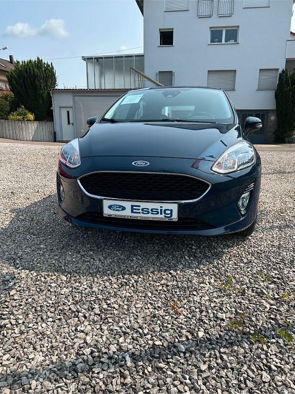 Blau Gebraucht 2020 Ford Fiesta Cool & Connect Kleinwagen | 13.990 € (Fairer Preis) - Bild 1/4