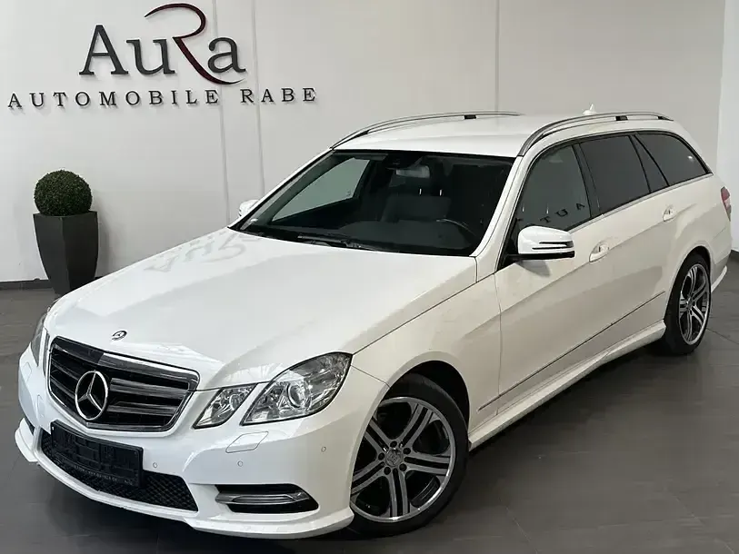 Gebraucht Mercedes E250 Avantgarde 204 PS (150 kW) 2012 Weiß Kombi
