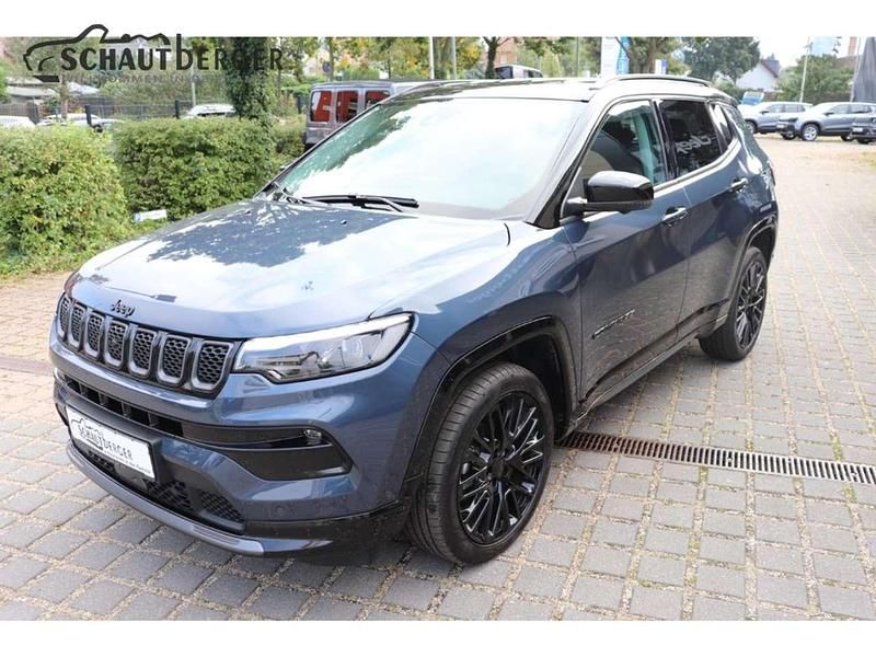 Second-hand Jeep Compass 131 CP (96 kW) 2023 Albastru SUV