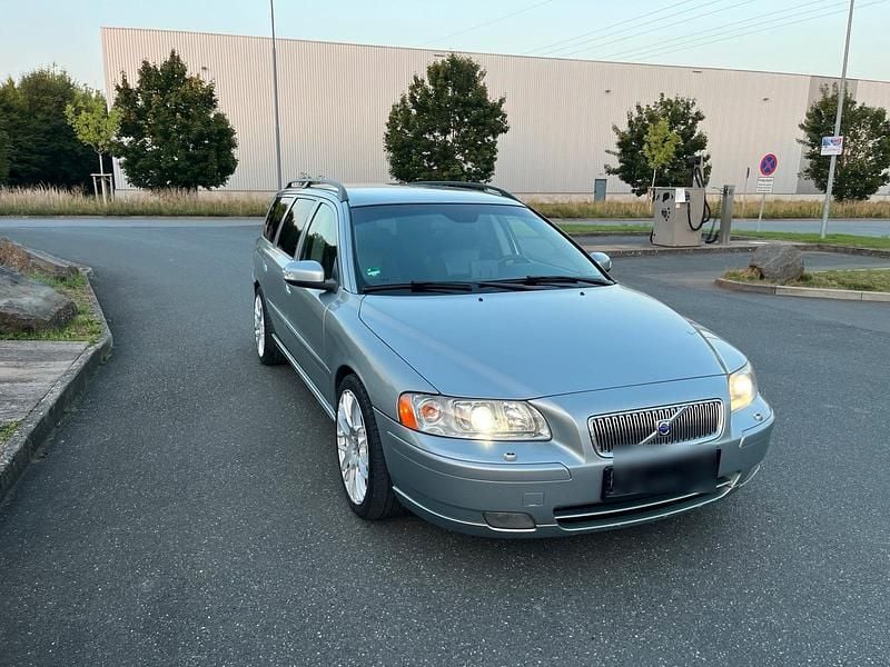 Silber Gebraucht 2007 Volvo V70 Kombi | 3.500 € - Bild 1/4