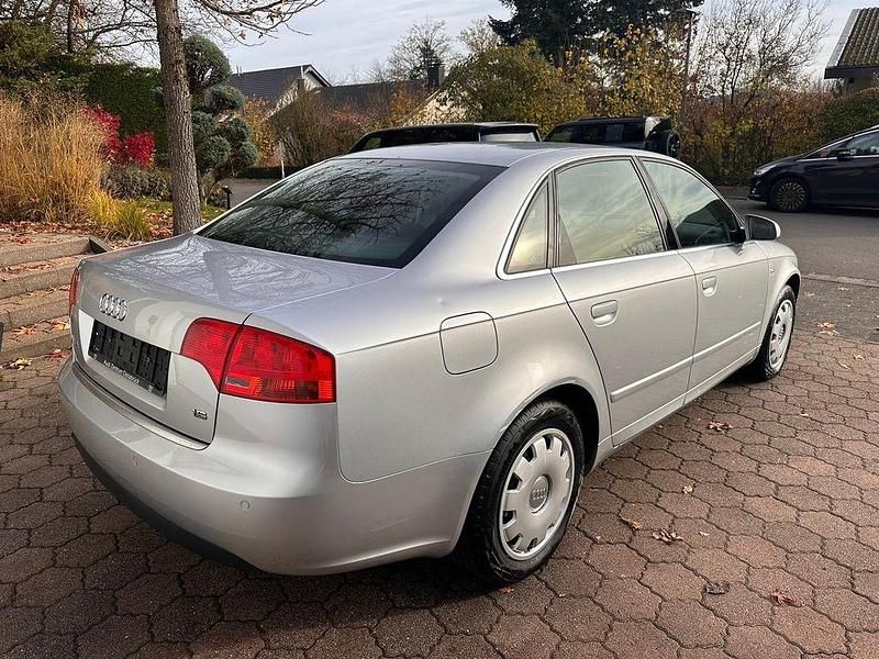 Gebraucht Audi A4 102 PS (75 kW) 2005 Silber Limousine
