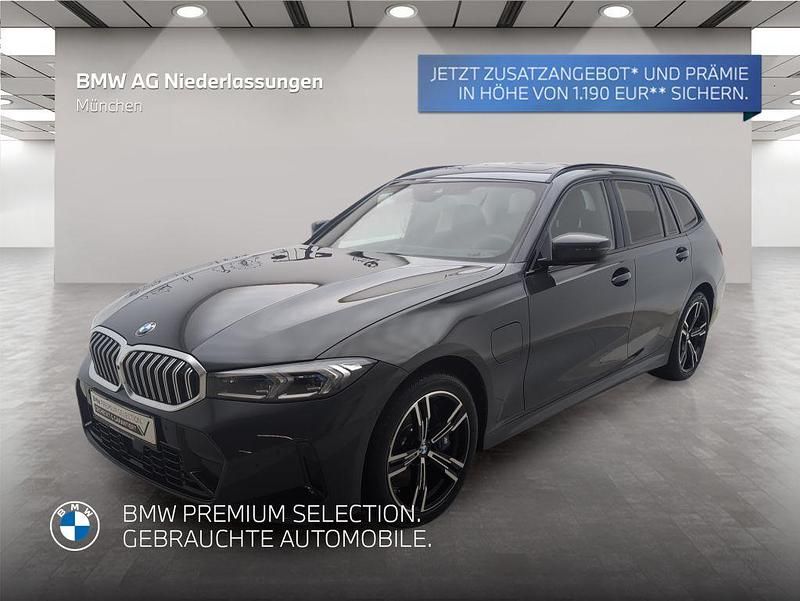 Grau Gebraucht 2024 BMW 330e M Sport Kombi | 52.211 € (Teuer) - Bild 1/2