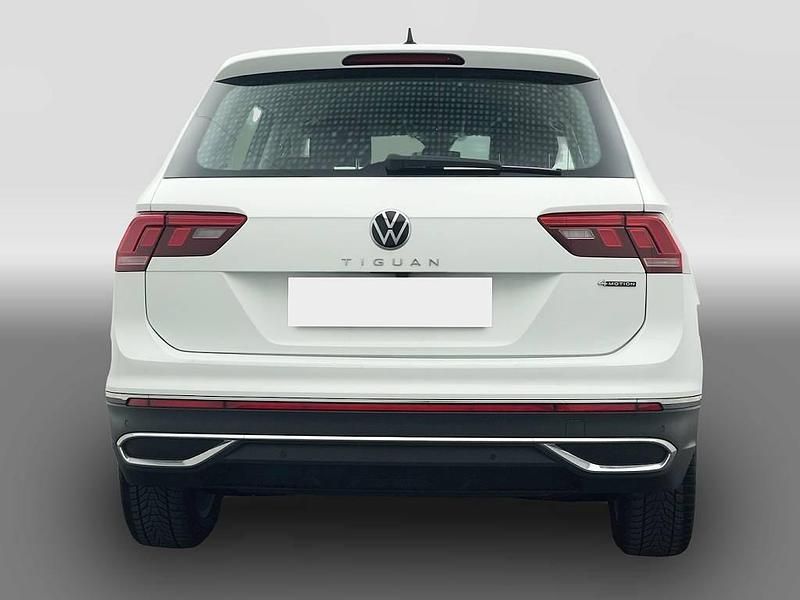 Gebraucht VW Tiguan Elegance 150 PS (110 kW) 2023 Weiß SUV