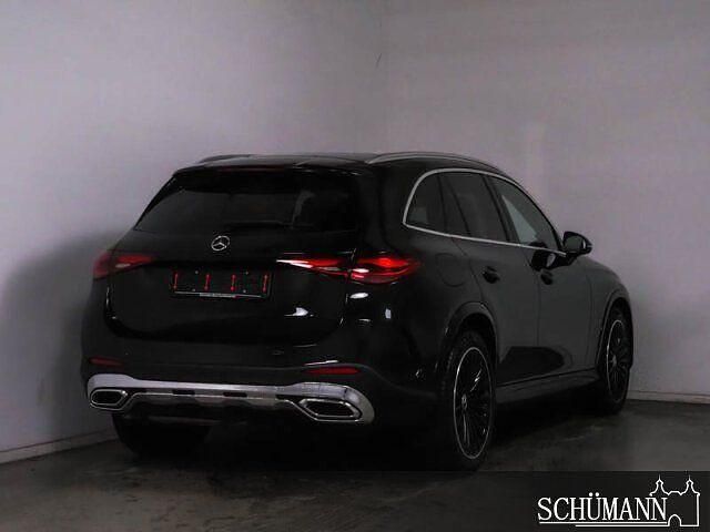 Gebraucht Mercedes GLC220 197 PS (144 kW) 2025 Schwarz SUV