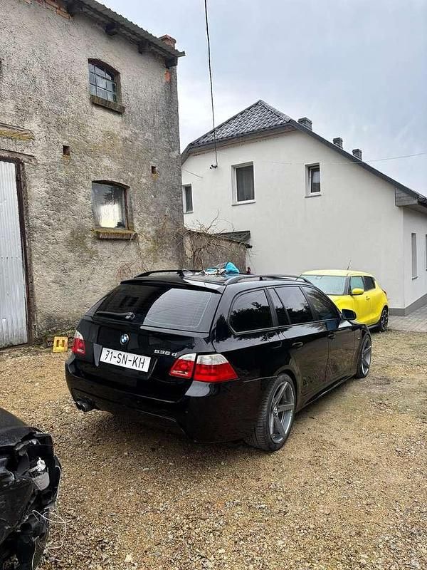 Gebraucht BMW 535 272 PS (200 kW) 2005 Kombi