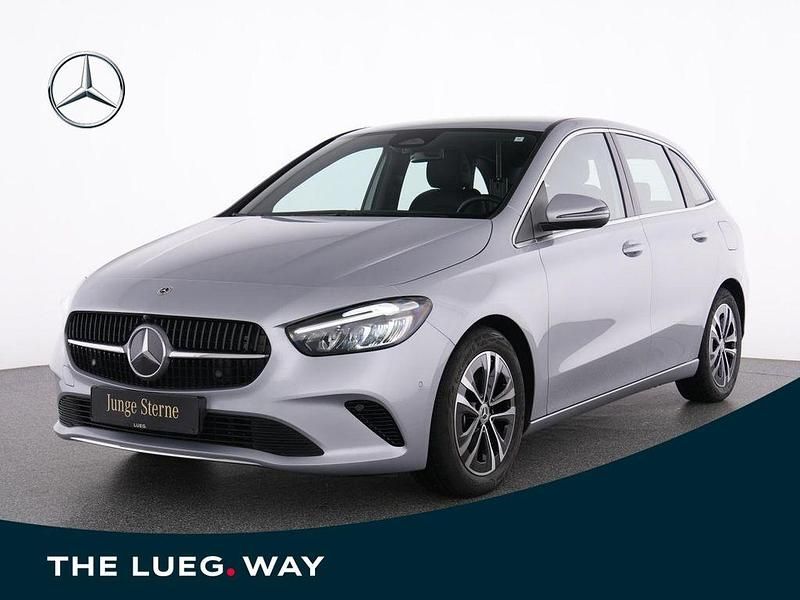 Silber metalliclack hightechsi Gebraucht 2024 Mercedes B200 Progressive Van / Kleinbus | 31.675 € (Guter Preis) - Bild 1/4