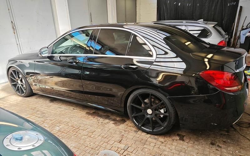 Gebraucht Mercedes C250 AMG 204 PS (150 kW) 2014 Schwarz Limousine