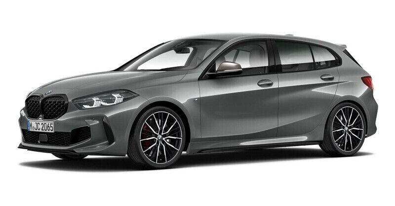 Grau Gebraucht 2024 BMW M135 Comfort Edition Kleinwagen | 46.225 € (Teuer) - Bild 1/4