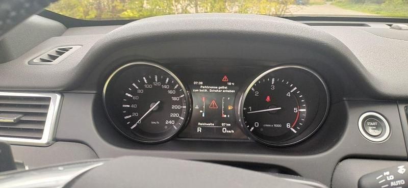 Grau Gebraucht 2016 Land Rover Discovery Sport HSE SUV | 14.500 € (Superpreis) - Bild 1/4