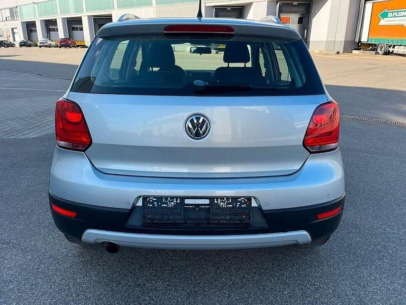 Gebraucht VW Polo Cross 105 PS (77 kW) 2014 Silber Kleinwagen