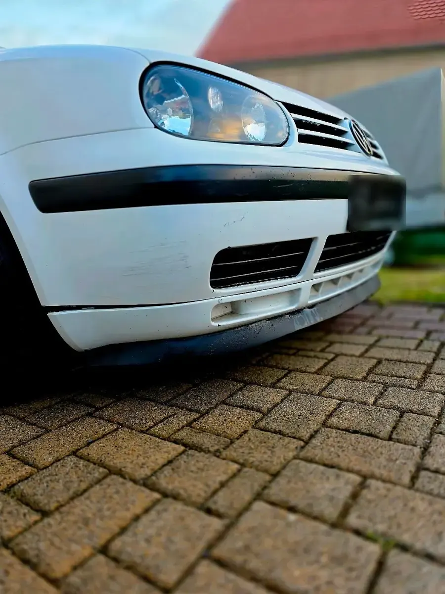 Gebraucht VW Golf IV 75 PS (55 kW) 2002 Weiß Kleinwagen