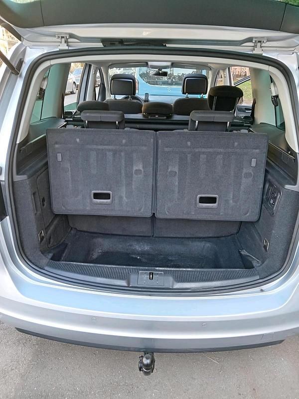 Gebraucht VW Sharan 140 PS (102 kW) 2015 Grau Van / Kleinbus