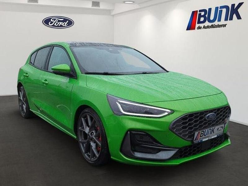 Gebraucht Ford Focus ST 280 PS (205 kW) 2024 Mean green metallic Limousine