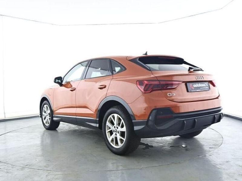 Gebraucht Audi Q3 Sportback Basis 245 PS (180 kW) 2022 Orange SUV