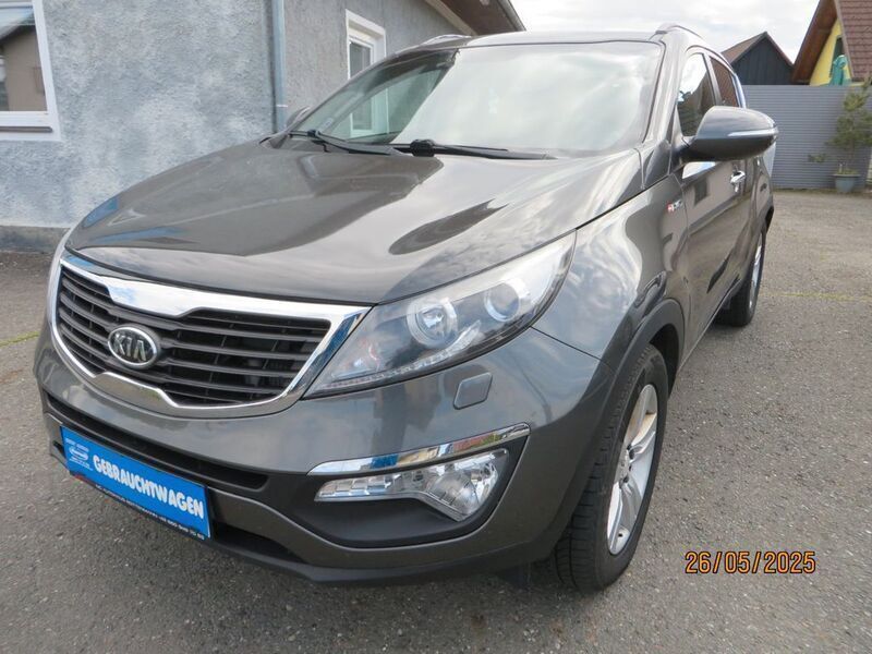 Grau Gebraucht 2012 Kia Sportage Active SUV | 6.990 € (Guter Preis) - Bild 1/4