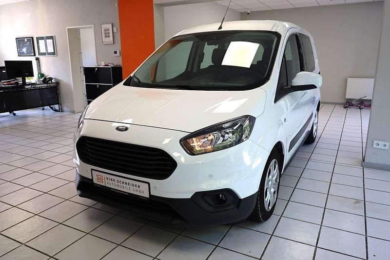 Weiß Gebraucht 2019 Ford Transit Trend Kombi | 15.480 € (Fairer Preis) - Bild 1/4
