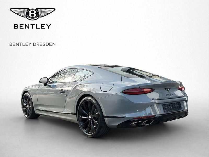 Neu Bentley Continental 680 PS (500 kW) 2025 Grau Coupé
