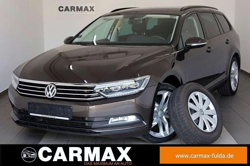 Black oak brown (metallic) Gebraucht 2015 VW Passat Trendline Kombi | 15.300 € (Guter Preis) - Bild 1/4