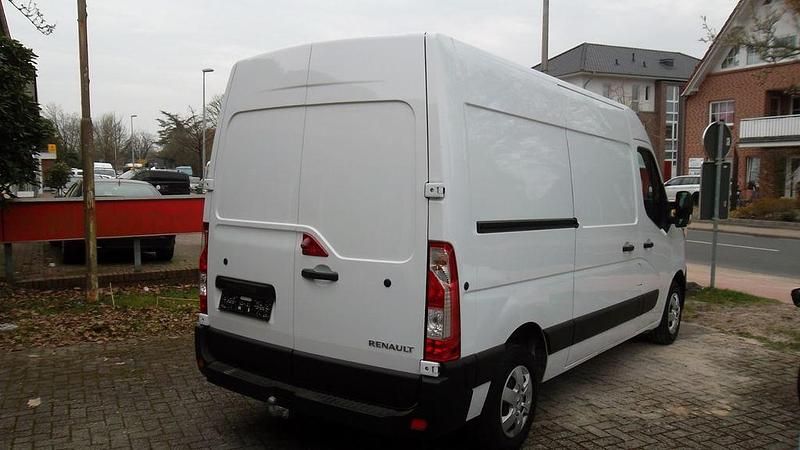 Gebraucht Renault Master Komfort 150 PS (110 kW) 2020 Weiß Van / Kleinbus