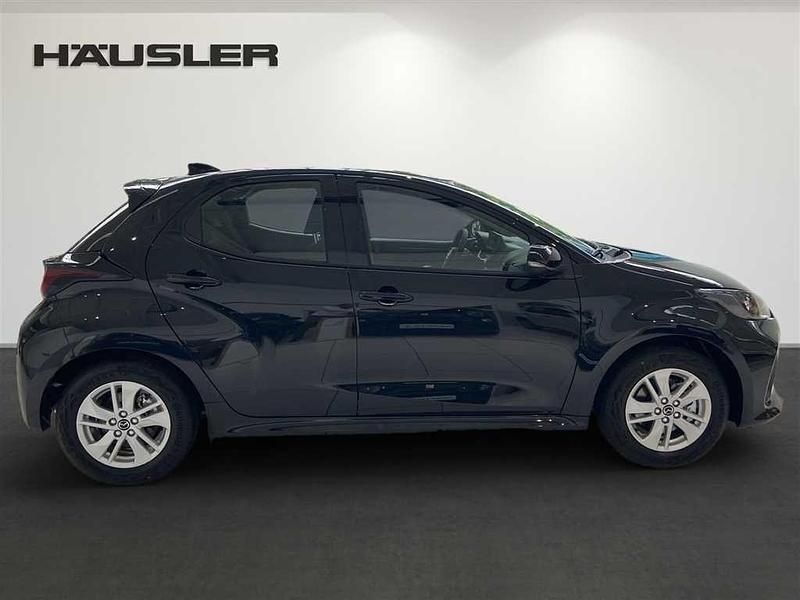 Neu Mazda 2 Center-Line 116 PS (85 kW) 2025 Schwarz Limousine