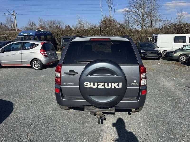 Usado Suzuki Grand Vitara 129 HP (94 kW) 2006 Azul SUV